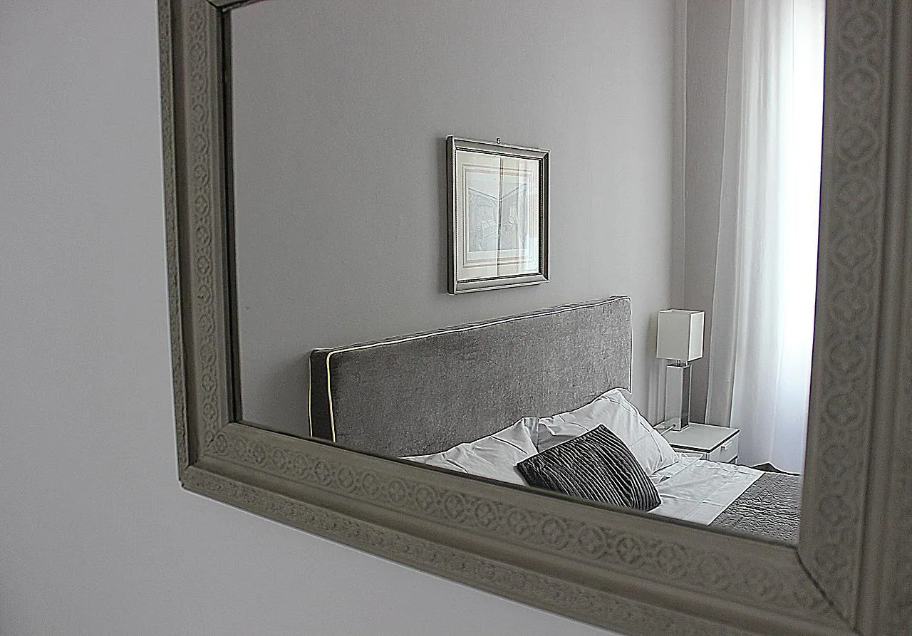 Guest house Dimora Degli Artisti - Charm Rooms Florence